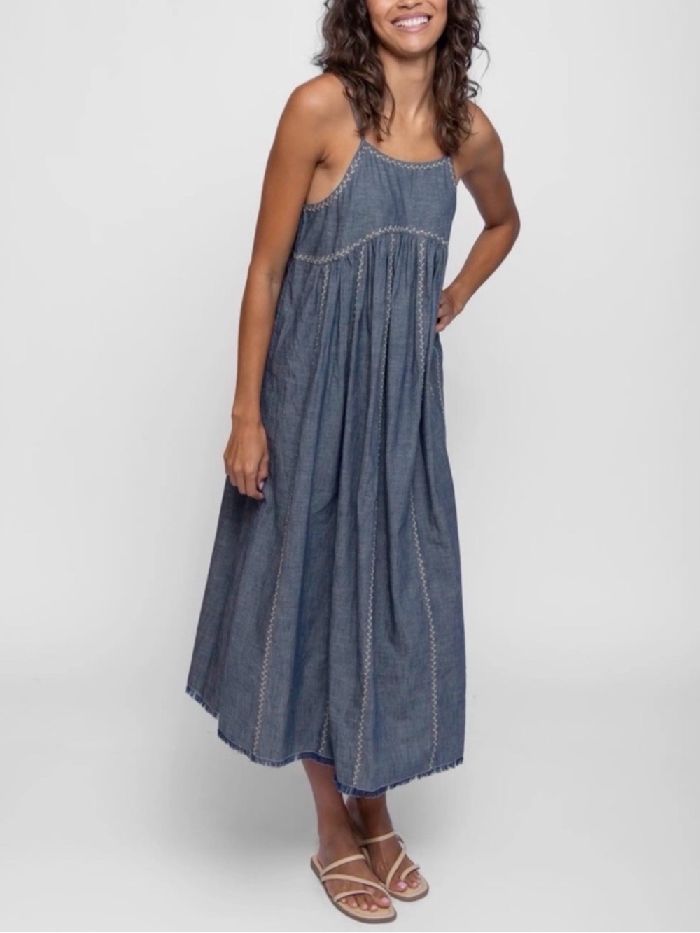 NATURAL LIFE Sleeveless Denim-Style Maxi Dress in Blue